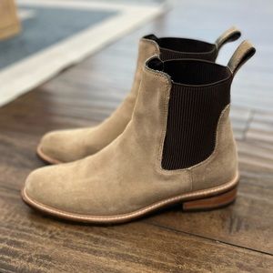Nisolo SUEDE Carmen Chelsea Boot 9.5